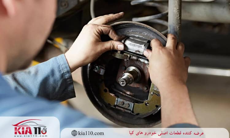 بررسی دلایل احتمالی علت قفل شدن چرخ عقب خودرو